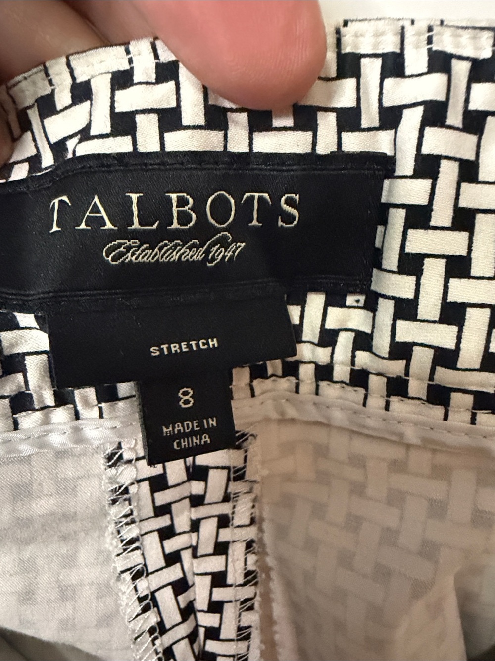 Talbots Black & White Cropped Patterned Ponte Pants - Picture 5 of 5